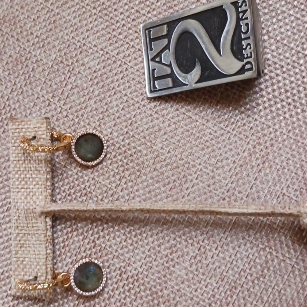 Tat2 earrings